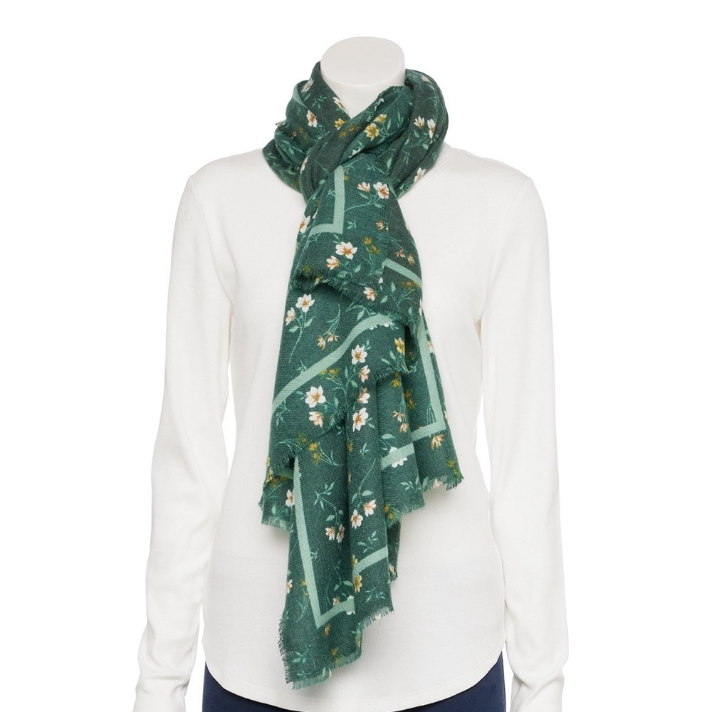Nine West Scatter Floral Softy wrap